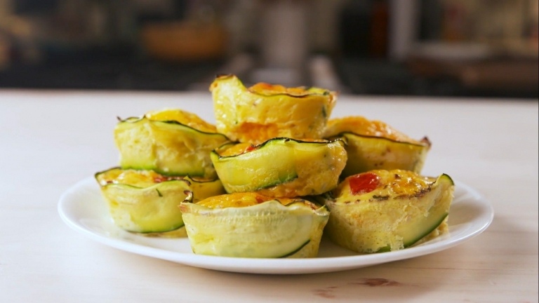 Omelett Muffinform backen Zucchini Gemüse Ideen
