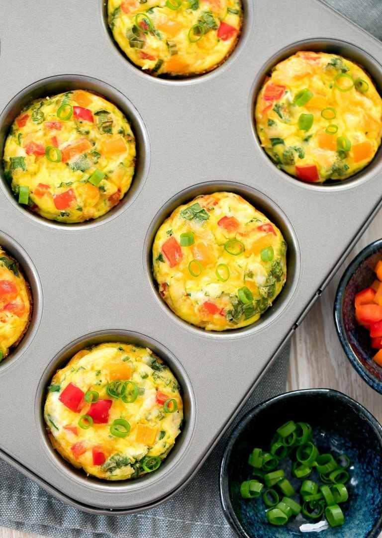 Omelett in Muffinform Gemüse Eier Backoffen zubereiten