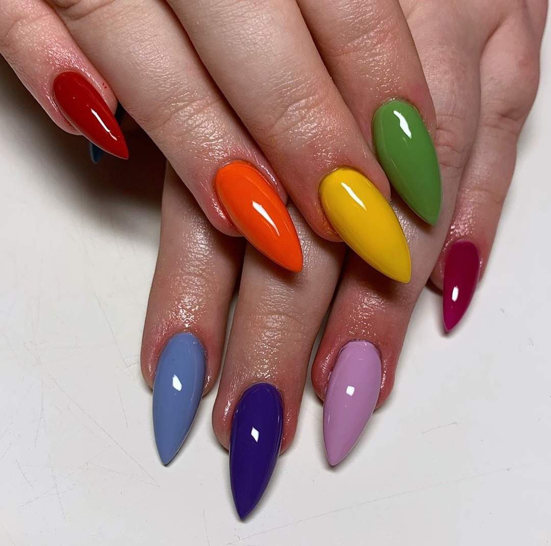 Regenbogen Nägel mit Schwamm Neon Fasrben Nagellack Stiletto Nagelform