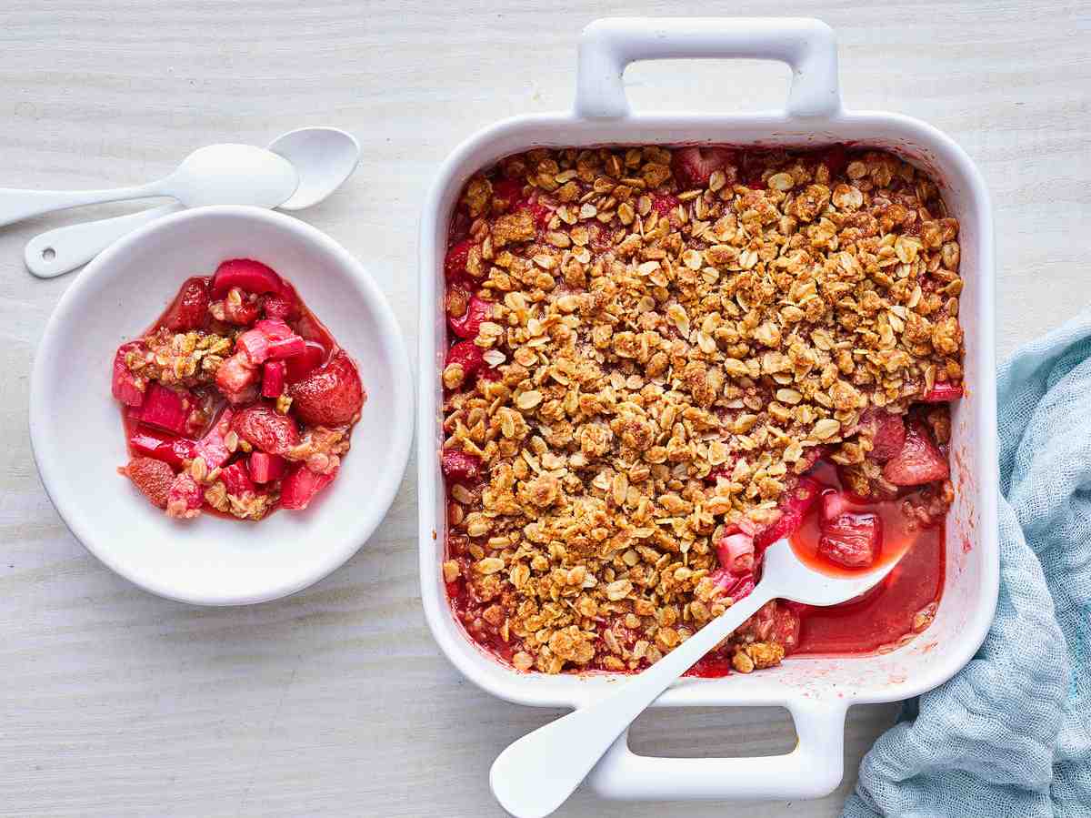 Rhubarb Crumble with Strawberry Breakfast Ideas Very Fast