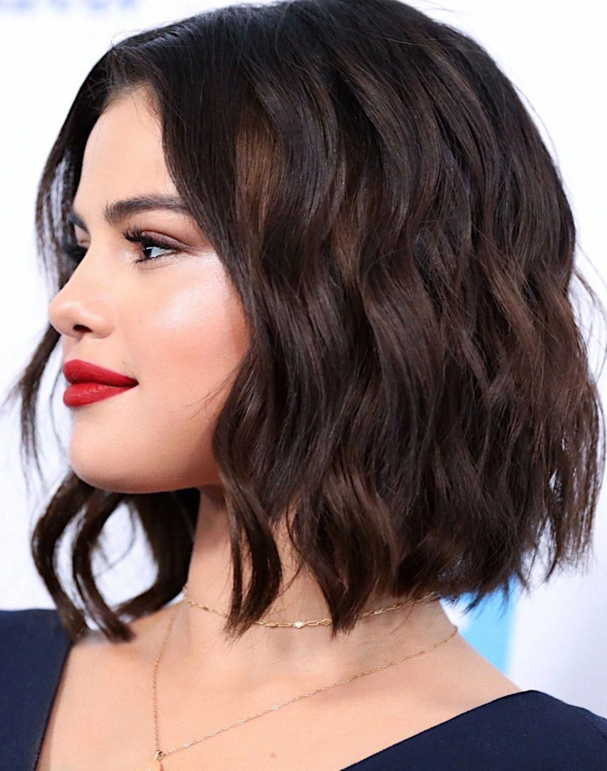 Selena Gomez Kurzer Bob Haarschnitt Modetrends Haartrends 2019
