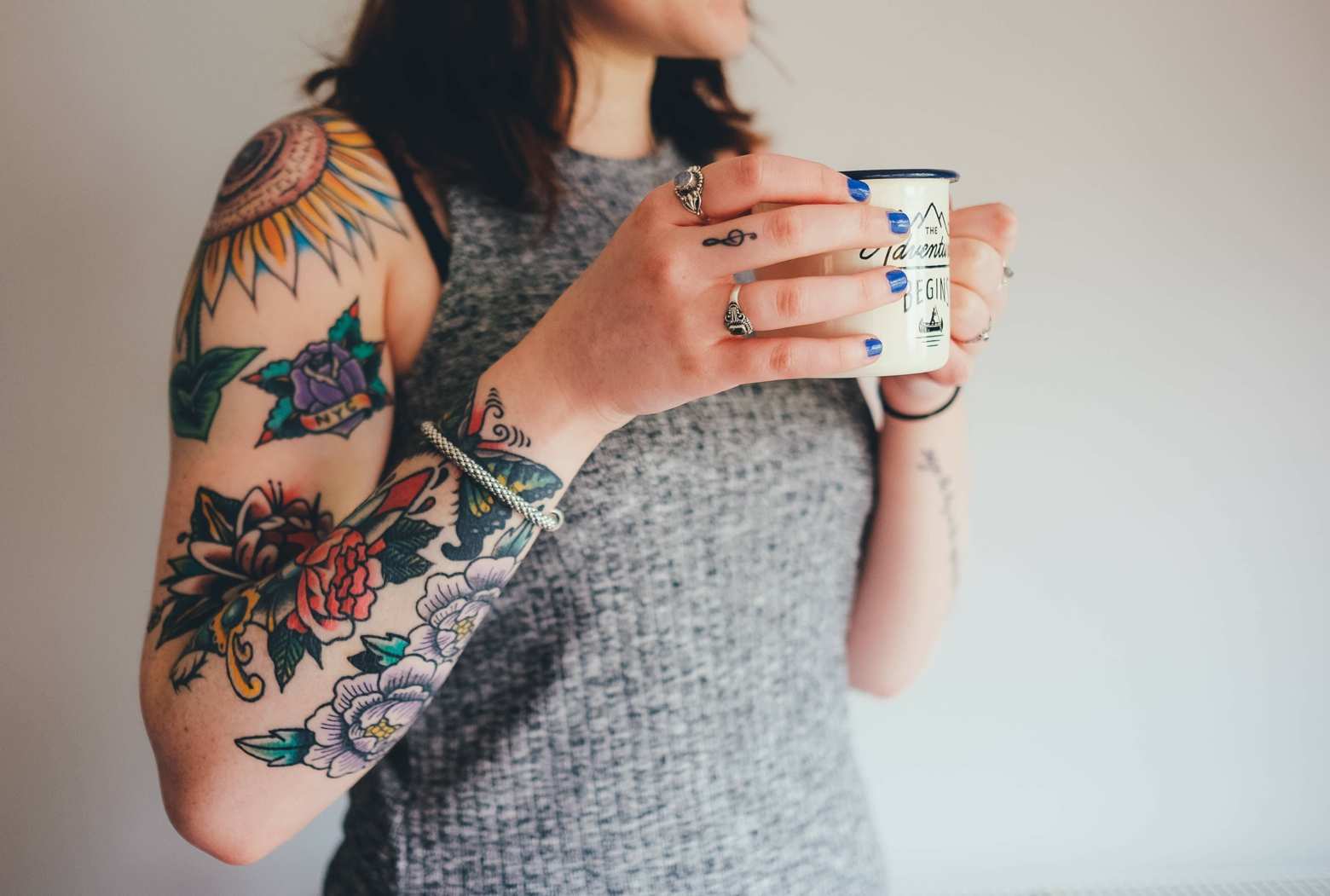 Frauen arm blumen tattoos 250+ Tattoos