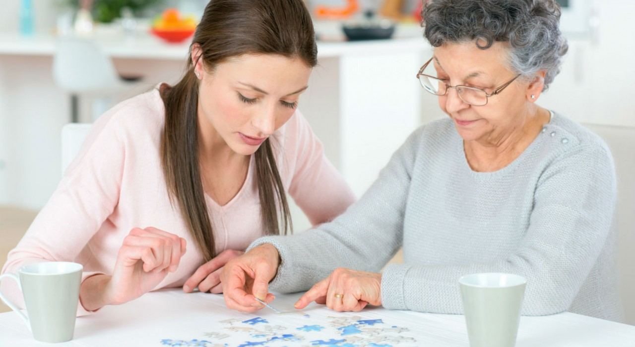 Vorbeugung Alzheimer Gedächtnis lesen neue Sprache lernen