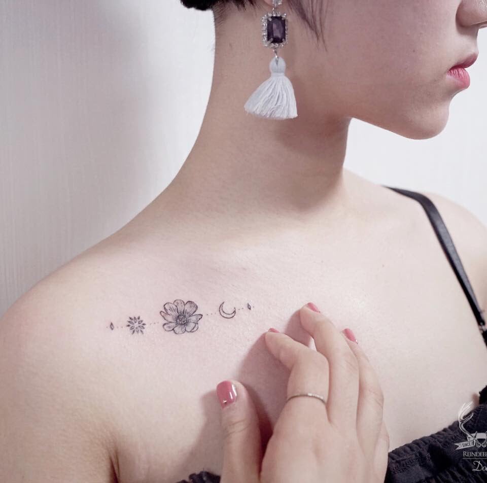 small flower tattoos ideas women's tattoo körperstelle