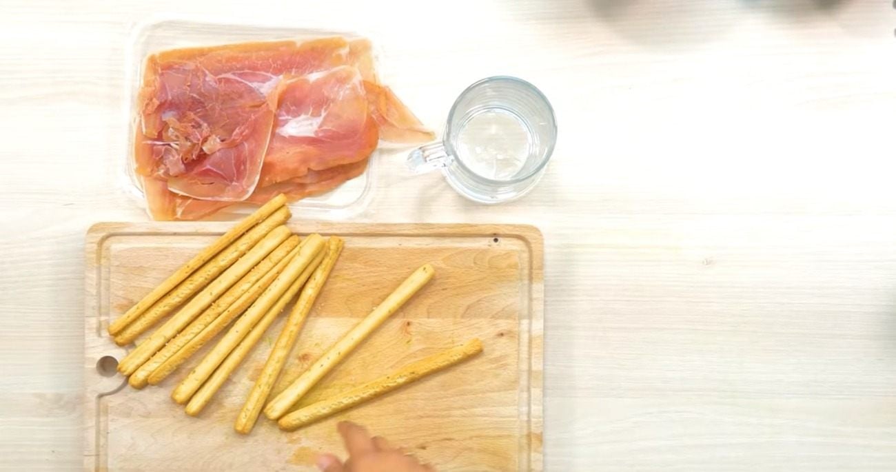 fingerfood products quickly favor with grissini and parma ham