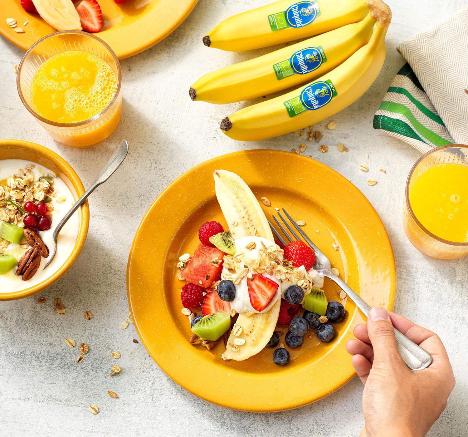 Bananen zum Abnehmen welche Früchte haben die wenigsten Kohlenhydrate Obst Kalorientabelle