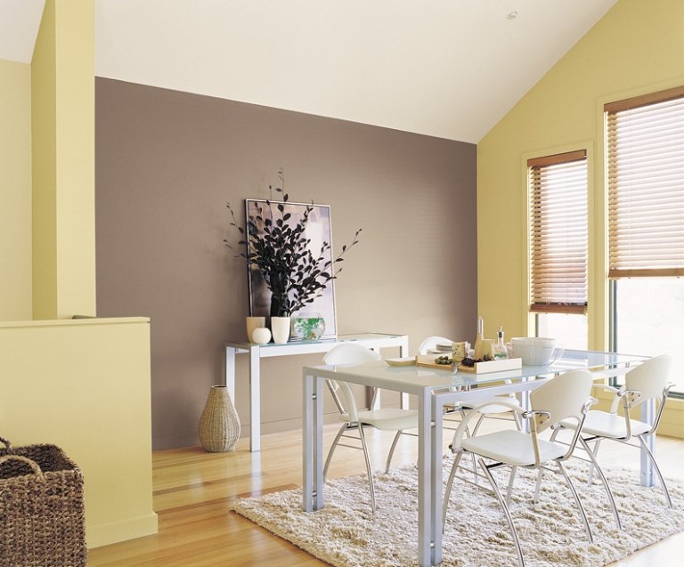 Farbe Cappuccino im Esszimmer Ideen für Wandgestaltung für Räume mit Dachschräge 