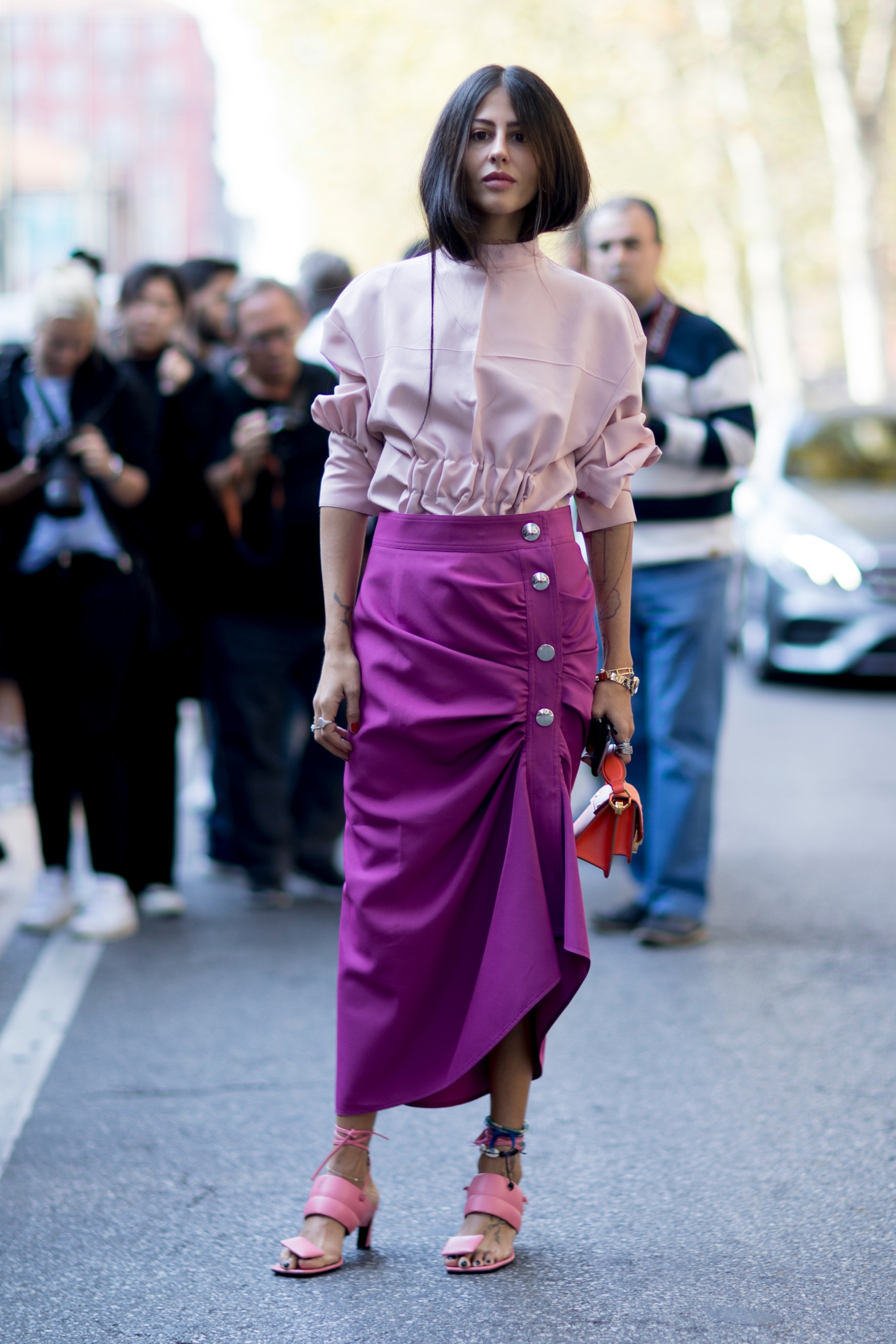 Hemdbluse mit Puffärmel kombinieren A-Linien Rock Outfit Ideen