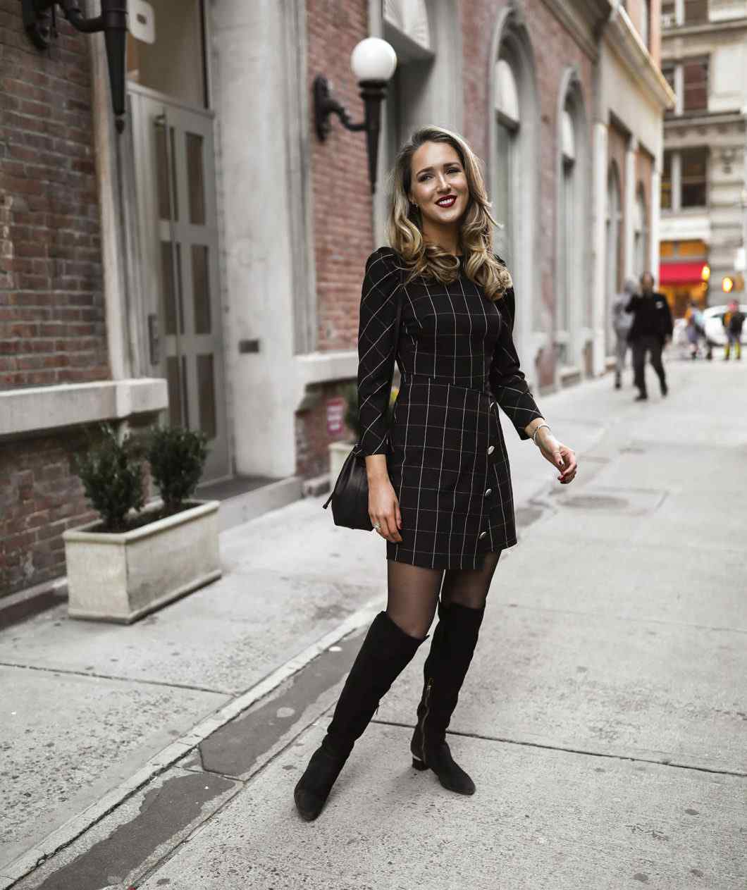 Herbst Modetrends für Frauen Overknee Stiefel aus Wildleder