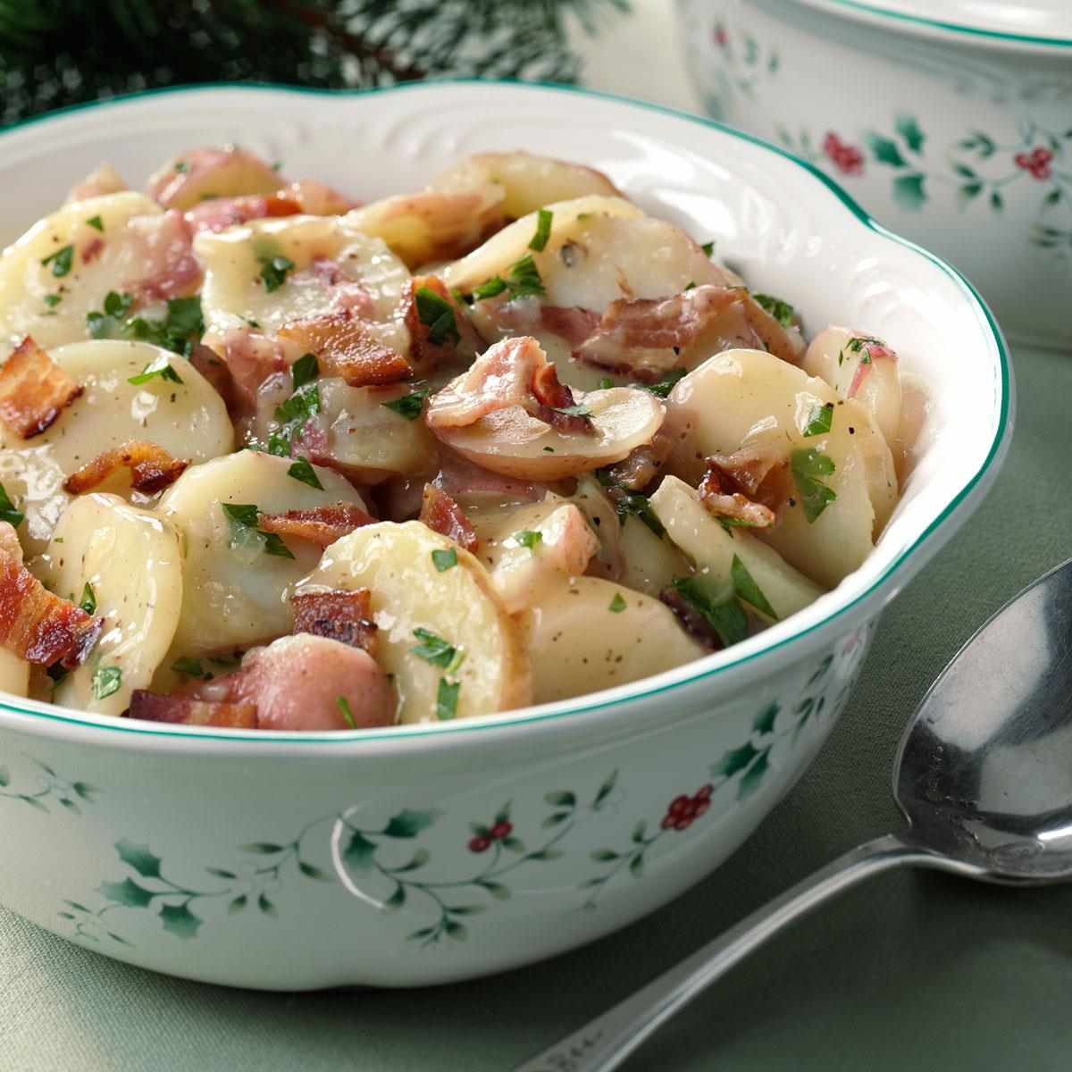 Oktoberfest Recipes for Potato Salad with Bacon, Sour Cucumbers and Onions
