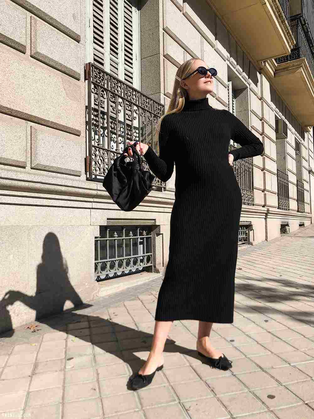 Schwarzes Kleid kombinieren lang Strickkleid Herbst Outfits