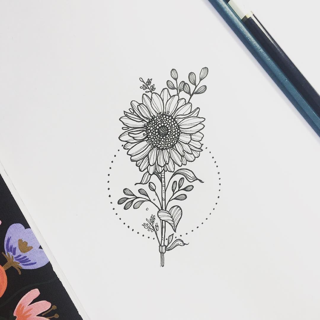 Sonnenblumen Tattoodesign Bedeutung Tattoo Brust Frau