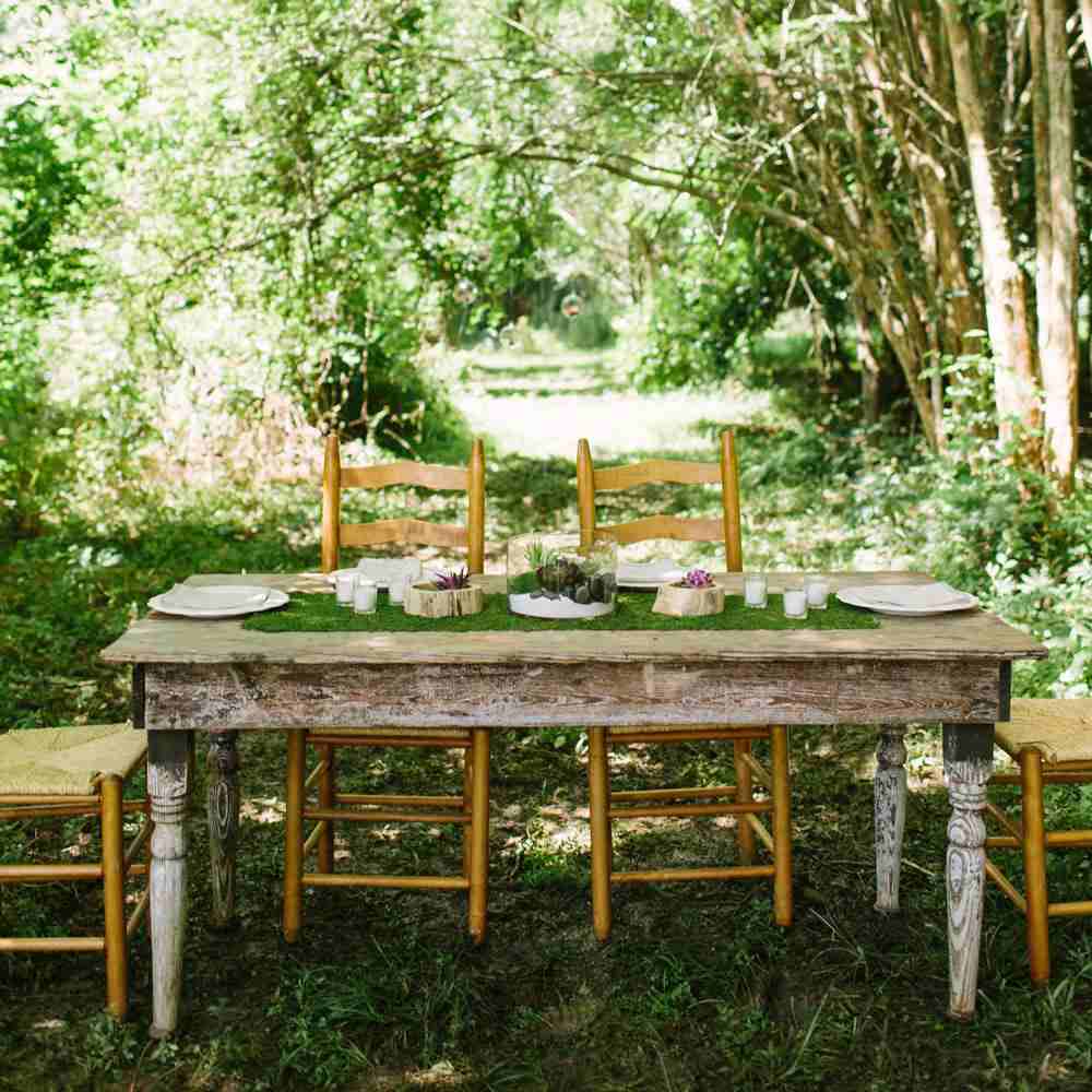 Tischdekoration Inspirationen Hochzeit im Garten Moos-Tischläufer künstlich