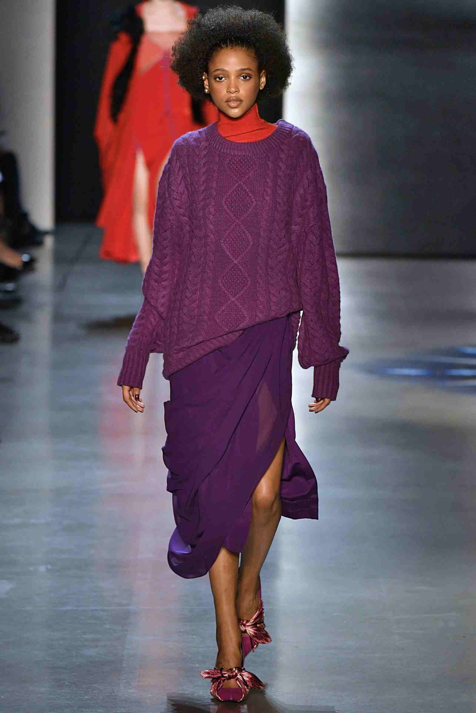 Violet combine Oversized knit sweater with mid-skirt