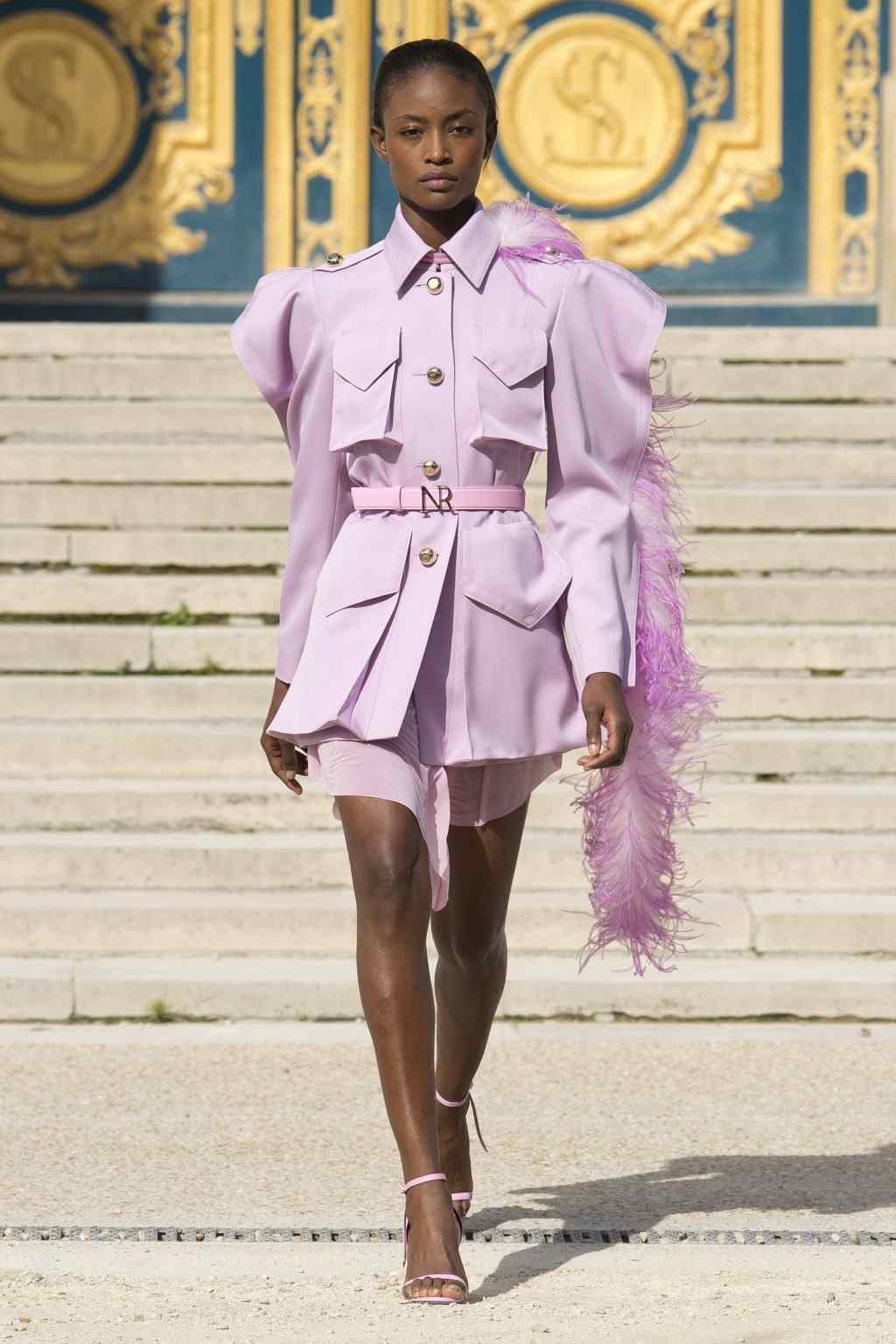 Violett oversized Blazer Outfit Modetrends Herbst Frauen