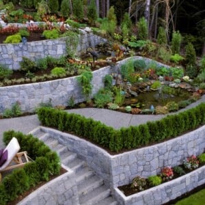 betonplatten hangbefestigung und terrassierung im garten schön mit pflanzen