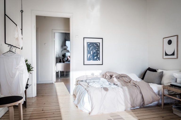 Bett in Einzimmerwohnung Platz finden Ideen für Einrichtung
