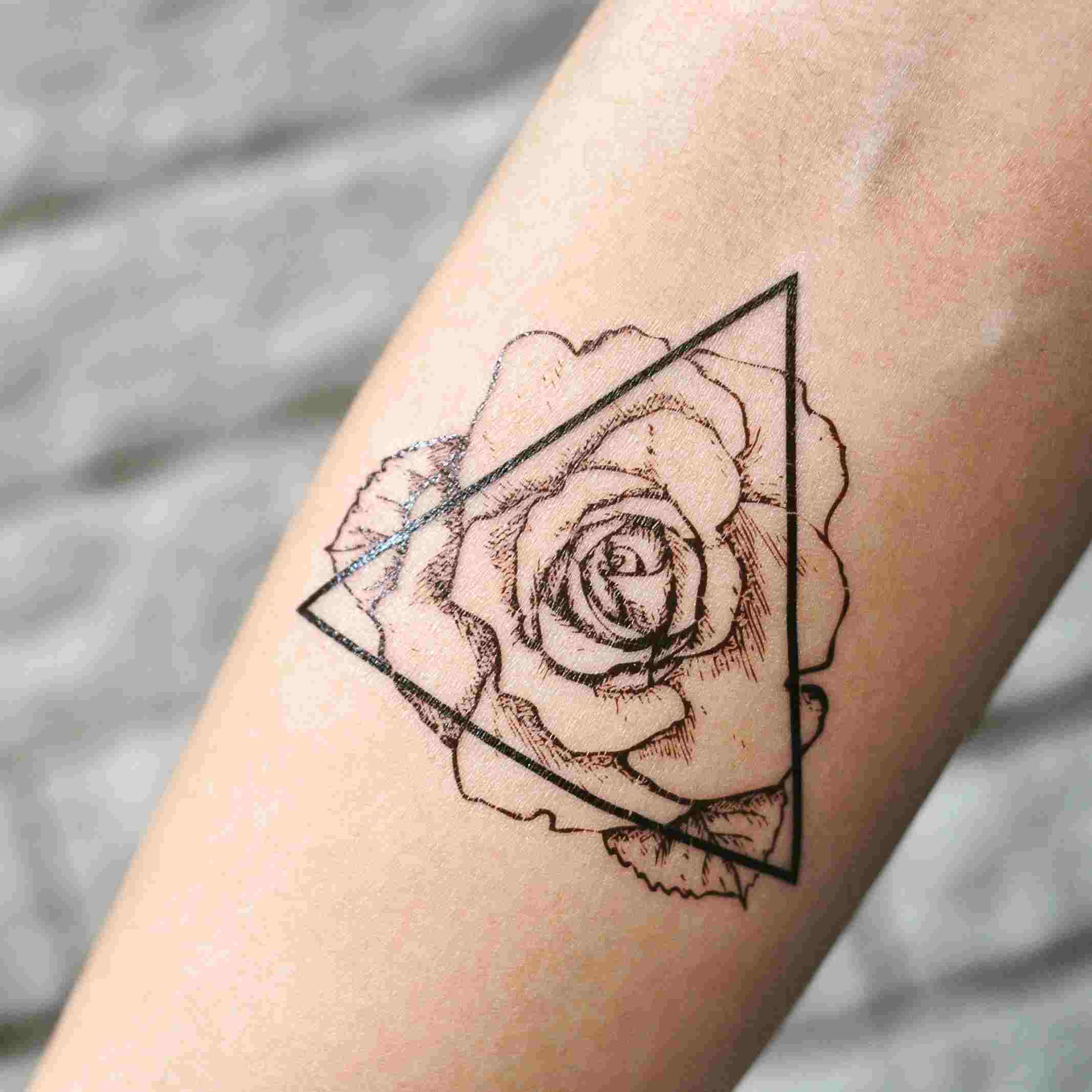 Bedeutung dreieck tattoos Drei Punkte