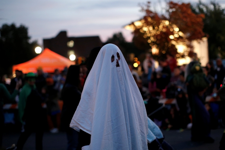 Last Minute Halloween Kostüm Und Schnelle Halloween Schminke Ideen!