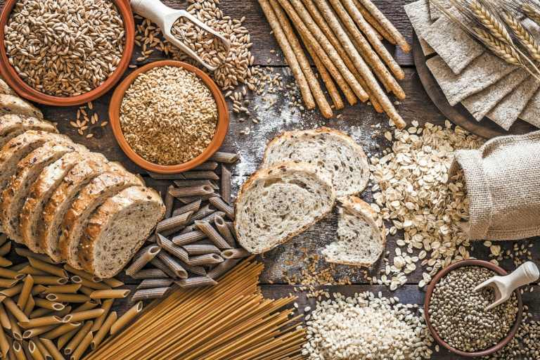 Getreide nur fein gemahlen verarbeiten zu Gebäcken und ganze Körner und Samen vermeiden