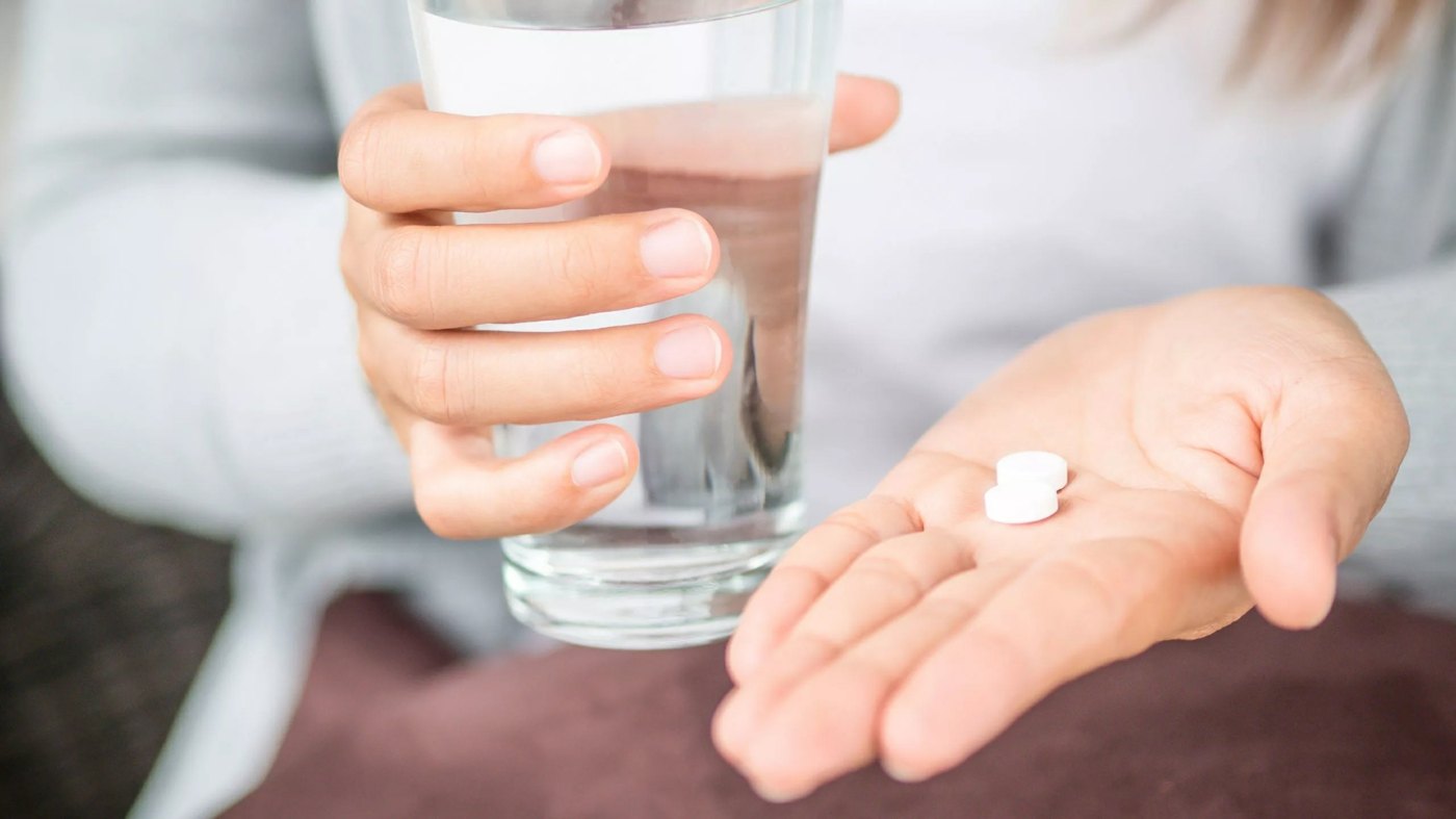 Ibuprofen wirkt bei Schmerzen im Ohr entzündungshemmend und schmerzlindernd