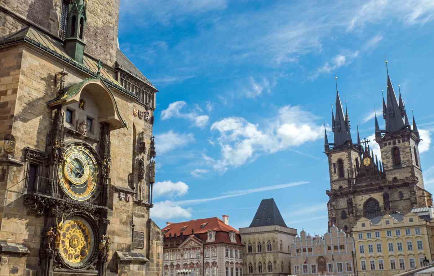 Kurztrip nach Prag das Altstädter Rathaus mit der astronomischen Uhr