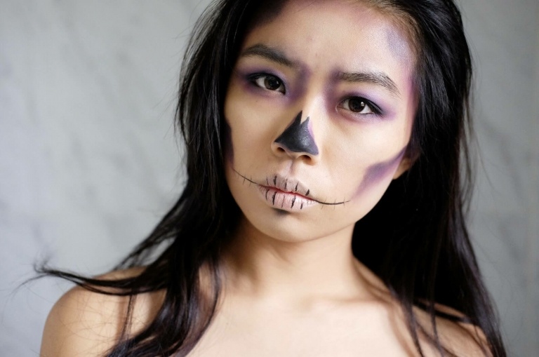 Last Minute Halloween Kostüm Totenkopf Make-Up einfach