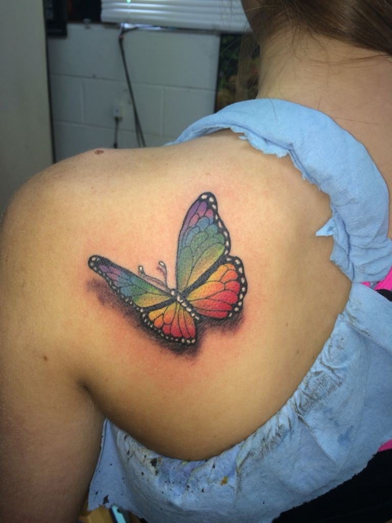 Tattoo Schmetterling Bedeutungen Schulter-Tattoo Ideen für Frauen