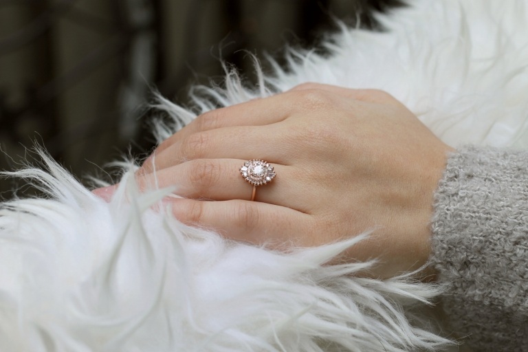 Verlobungsring mit Stein Diamant Sechseck Vintage Verlobung Hochzeit im Schloss feiern
