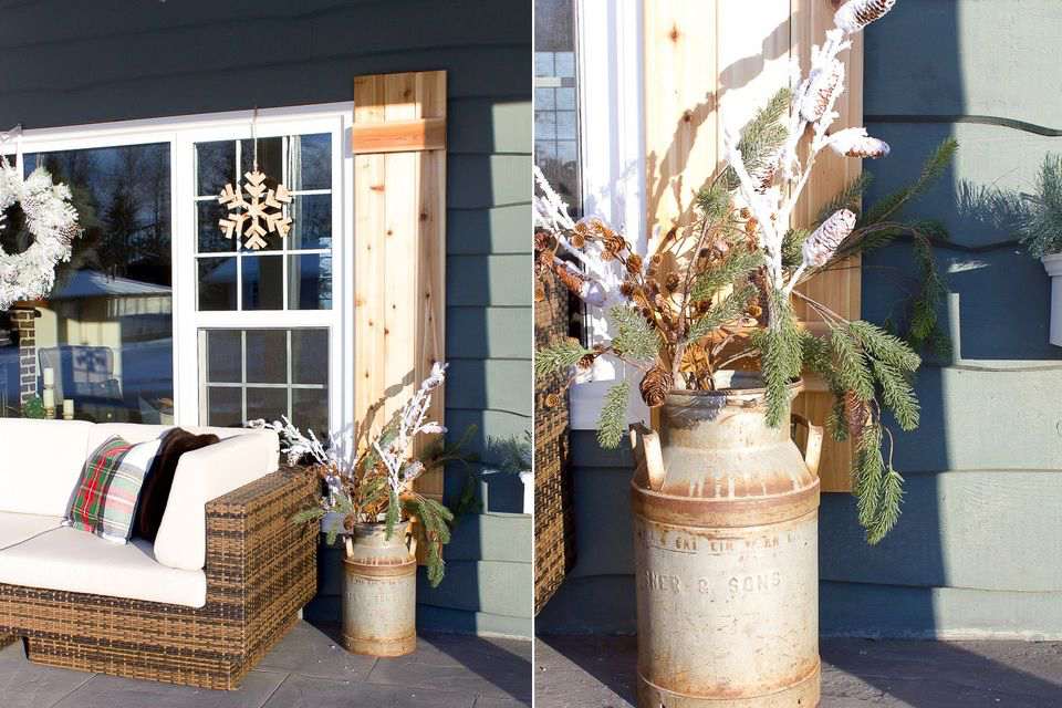 Winterliche Deko für draußen Baumzweige und Kieferzapfen mit Kunstschnee verzieren