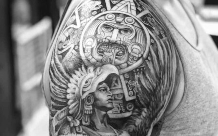 azteken tattoo vorlagen als detaillierte darstellung von krieger mit adler auf dem kopf