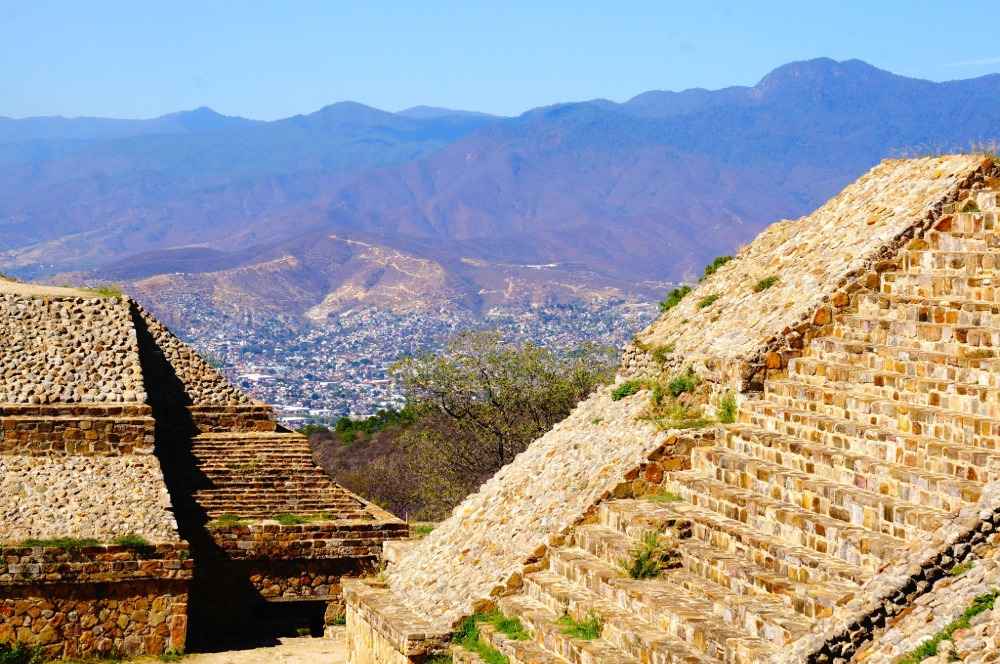 die oaxaca monte alban pyramiden als kulturerbe in mexiko entdecken