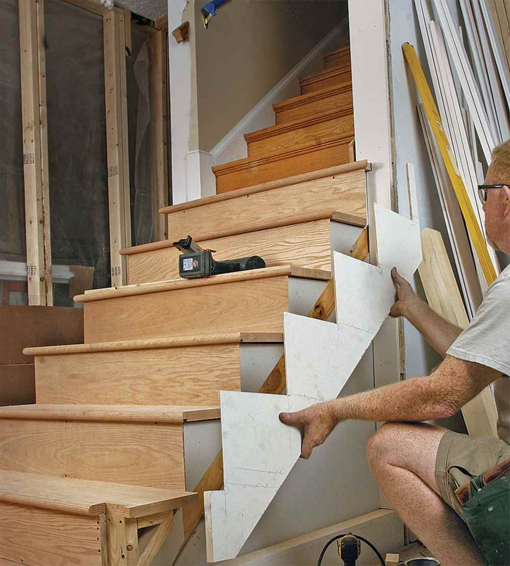 diy projekt treppen renovieren mit laminat oder holzplatten selber ausschneiden