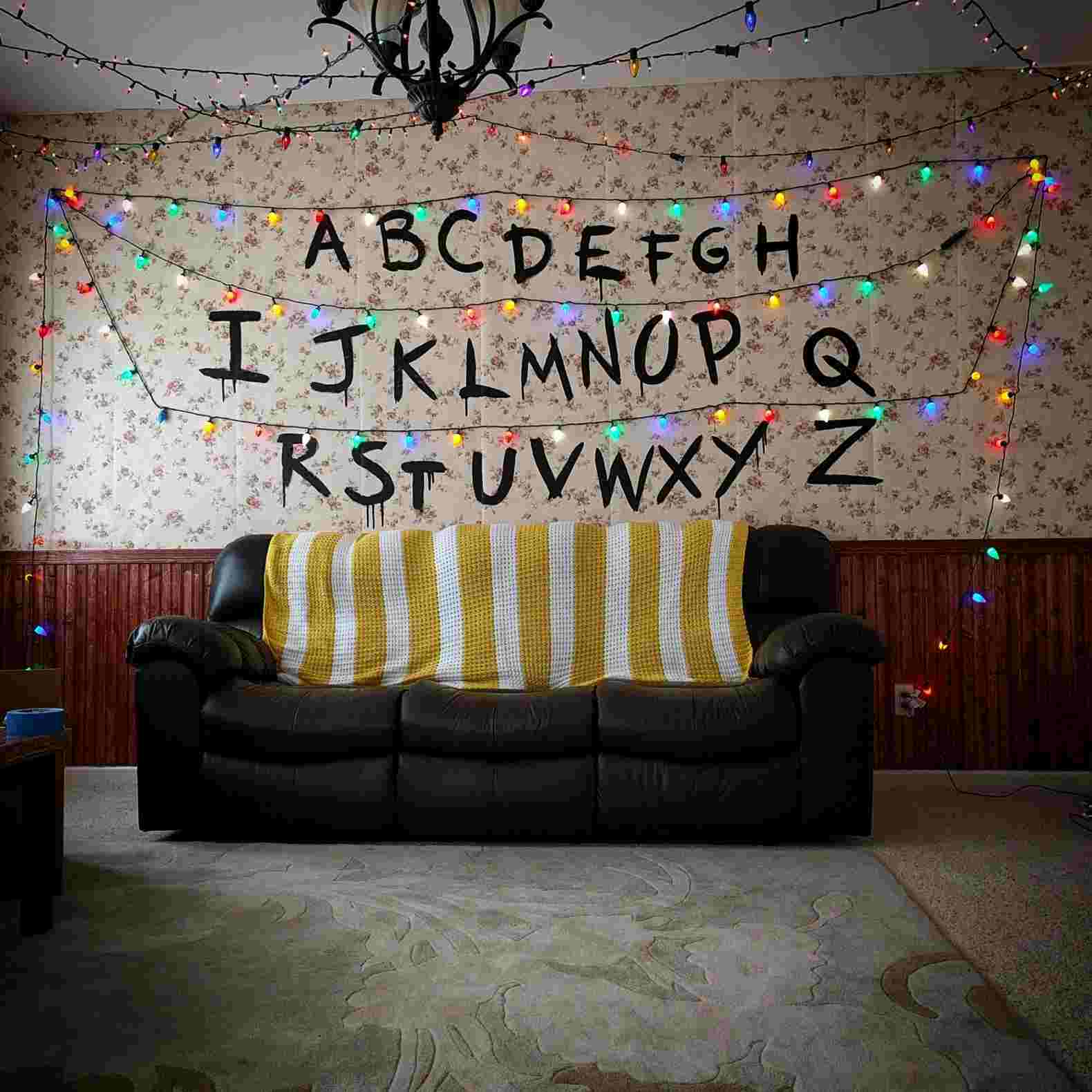creepy Halloween Deco Party Stranger Things Wall Decal Light Necklace