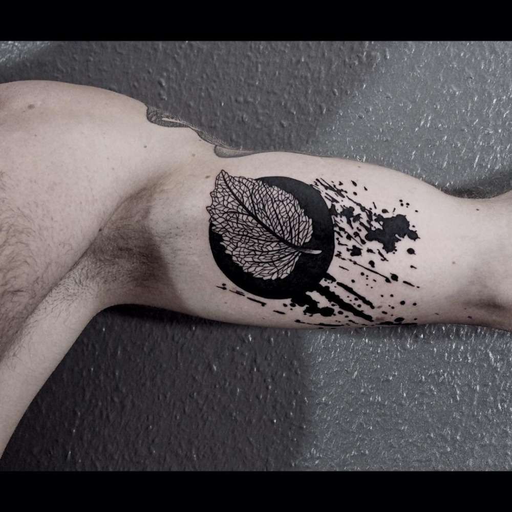 Tattoo innenseite oberarm Tattoo Arm