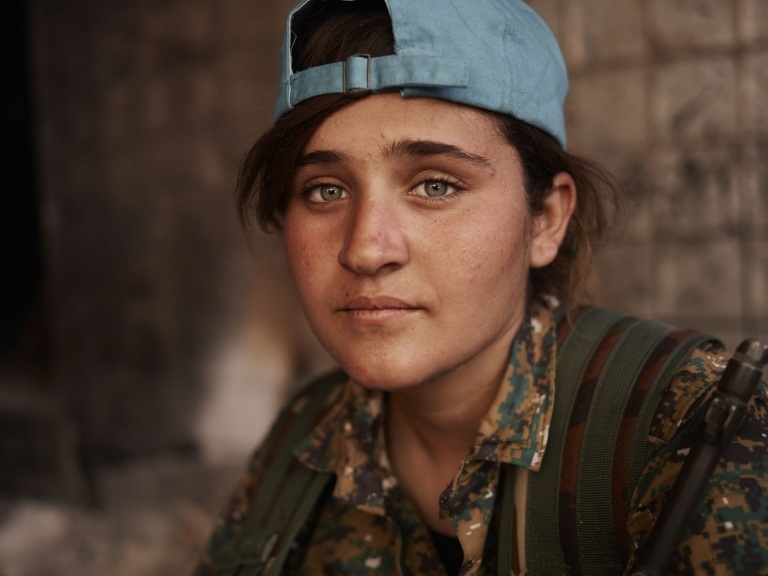 kurdische Frauen die Geschichte der Frauenverteidigungseinheiten