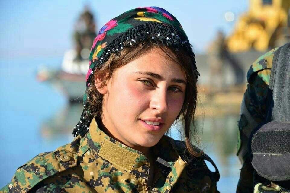 Mädchen kurdische 