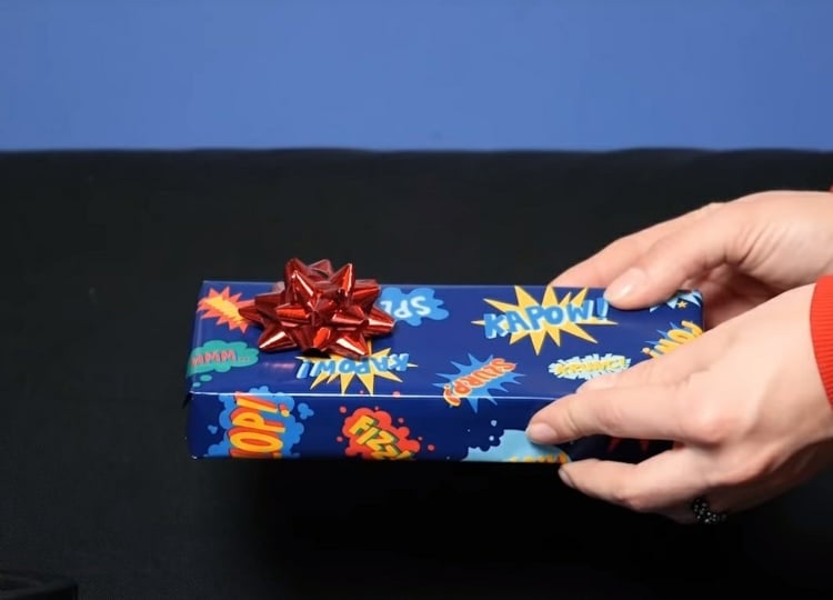 Batterien statt Gameboy verschenken - Veräppeln Sie jemanden mit dieser lustigen Geschenkidee