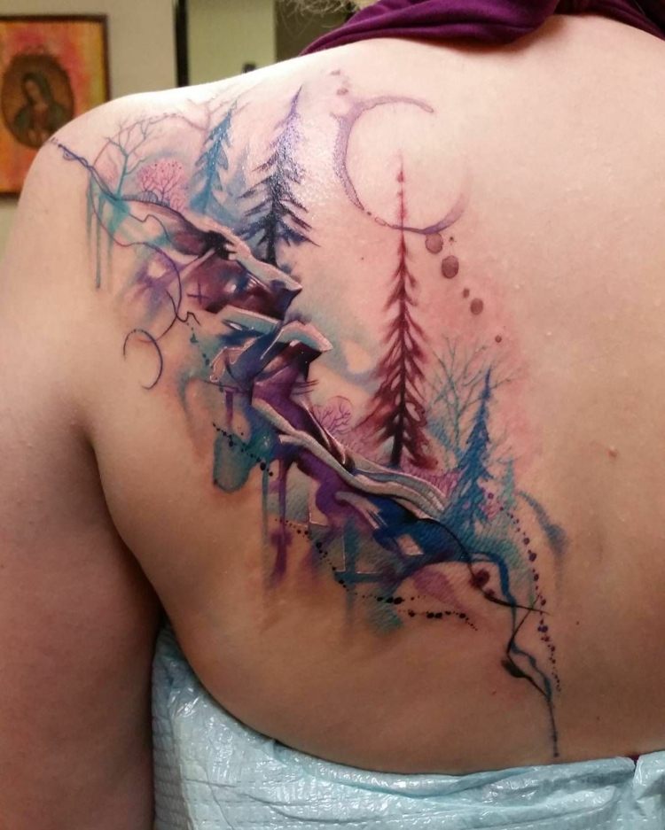 Watercolor Tätowierung Tattootrends Rücken-Tattoo Frauen