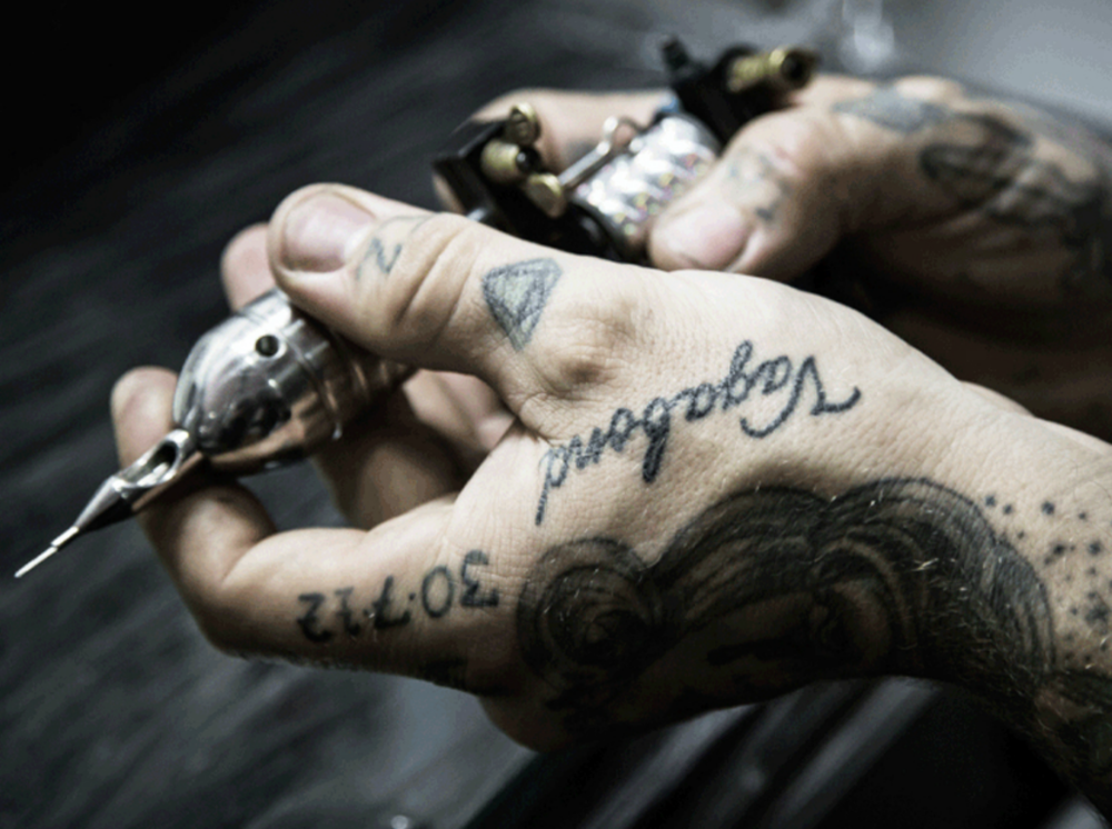 Tattoos männer hand Tattos &