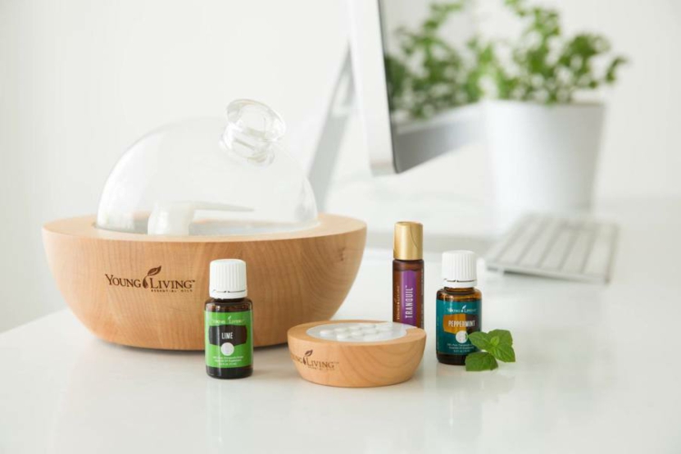 Diffuser Aromatherapie mit ätherischen Ölen Lavendelöl Vorteile