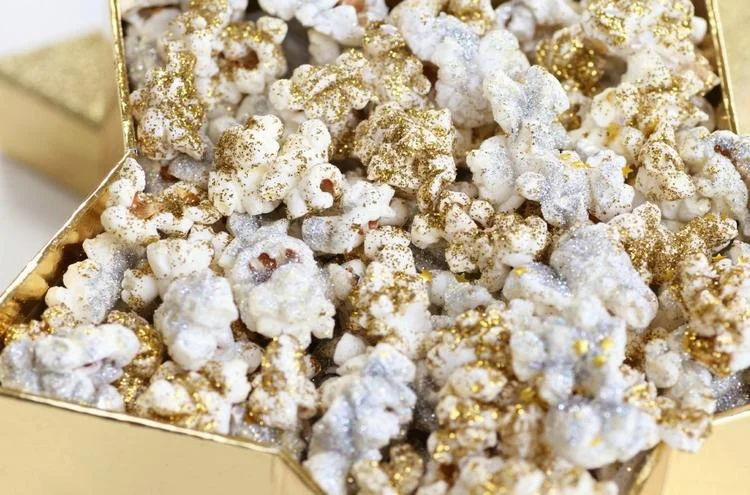 Make your own sparkling popcorn as a New Year's Eve snack