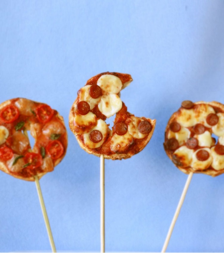 Mini Pizza Rezept Vorspeisen für Kinder schnell einfach
