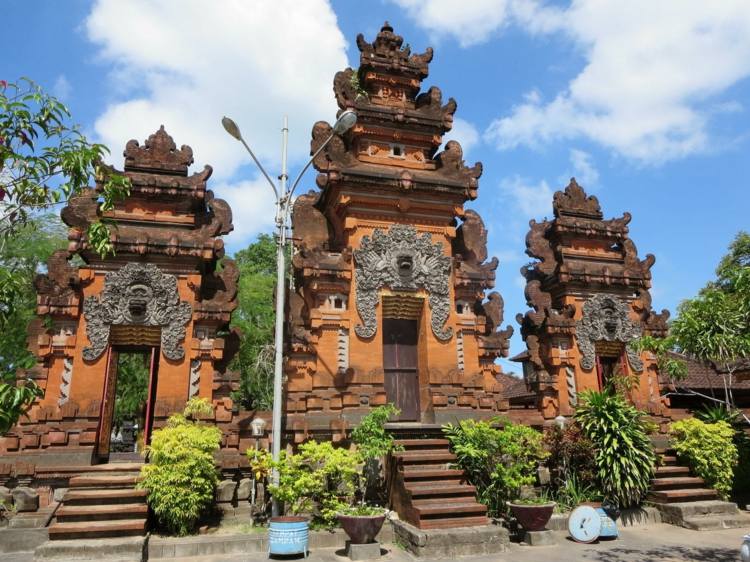 Tempel Indonesien Reisetipps Flugdauer nach Bali