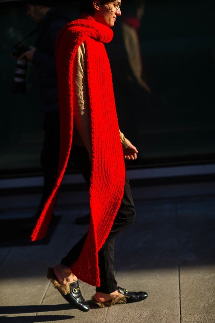 Wollschal kombinieren Winter Outfits Ideen Modetrends 2020