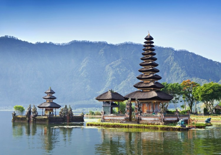 die schönsten Inseln der Welt Reisen nach Indonesien Impfungen