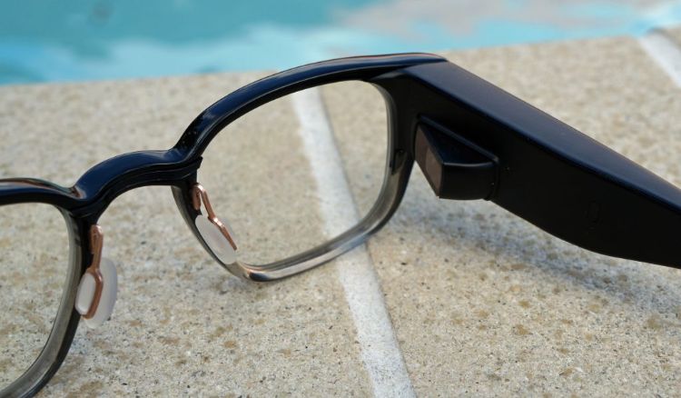 innenseite brillenrahmen und gläser von smart brille focals