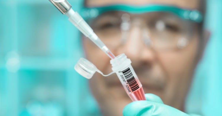 wissenschaftler und forscher in der medizin entwickeln impfung gegen flaviviren