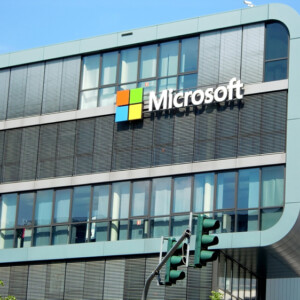 Microsoft plant, bis 2025 alle Rechenzentren und Gebäude mit erneuerbaren Energien zu betreiben