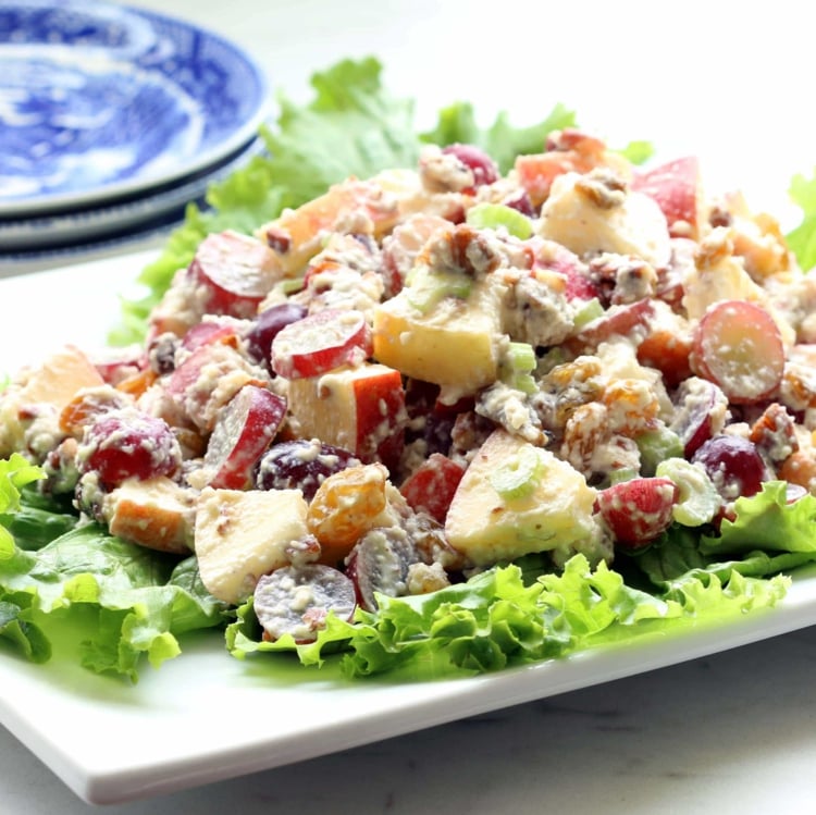 Stangenselerie Zubereiten Rezept Waldorf Salat gesund